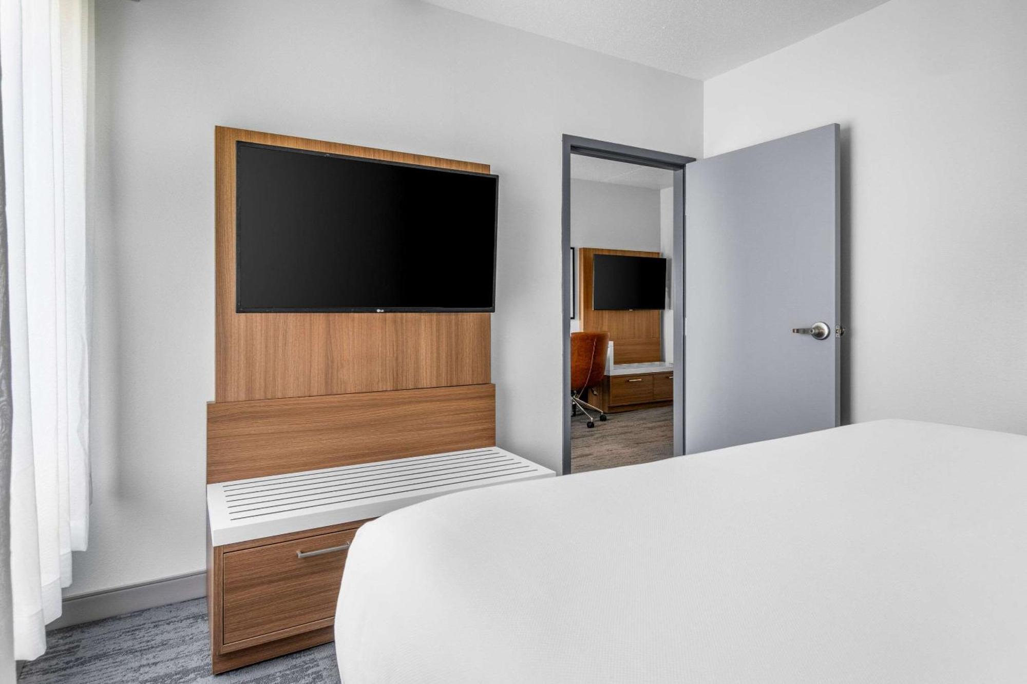 Comfort Inn & Suites Йорк Екстер'єр фото