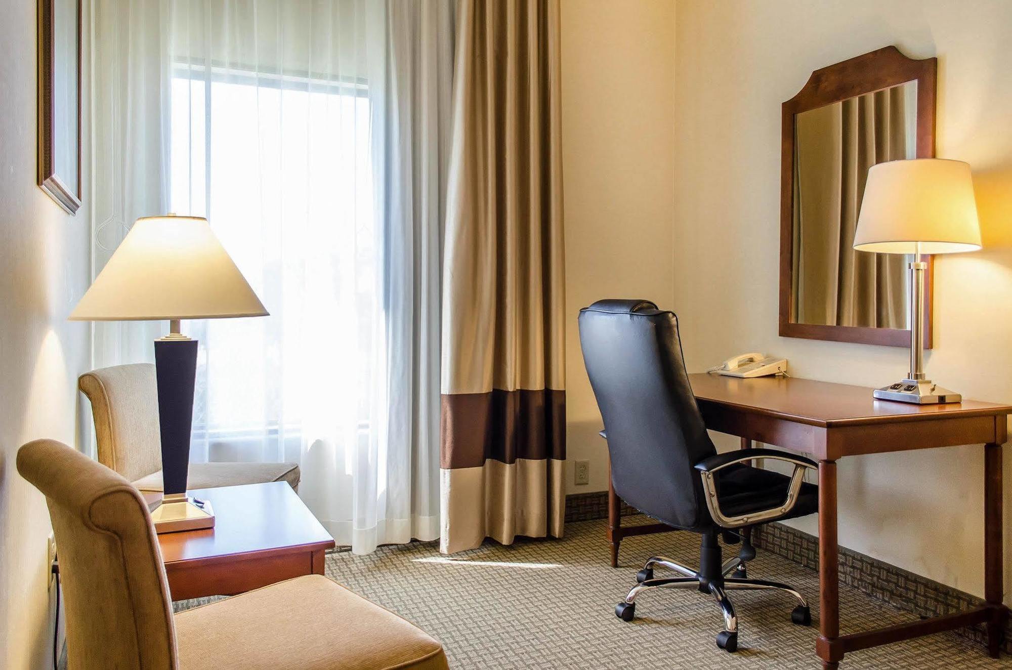 Comfort Inn & Suites Йорк Екстер'єр фото